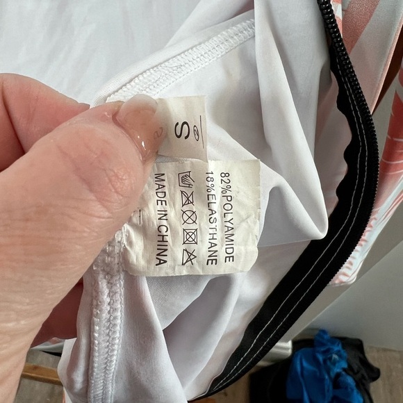 Women’s printed athletic zip up jacket - Picture 3 of 3